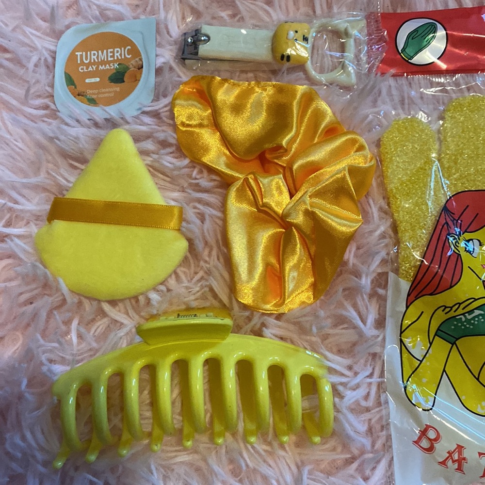 makeup spa bundle - yellow - Picture 2 of 4